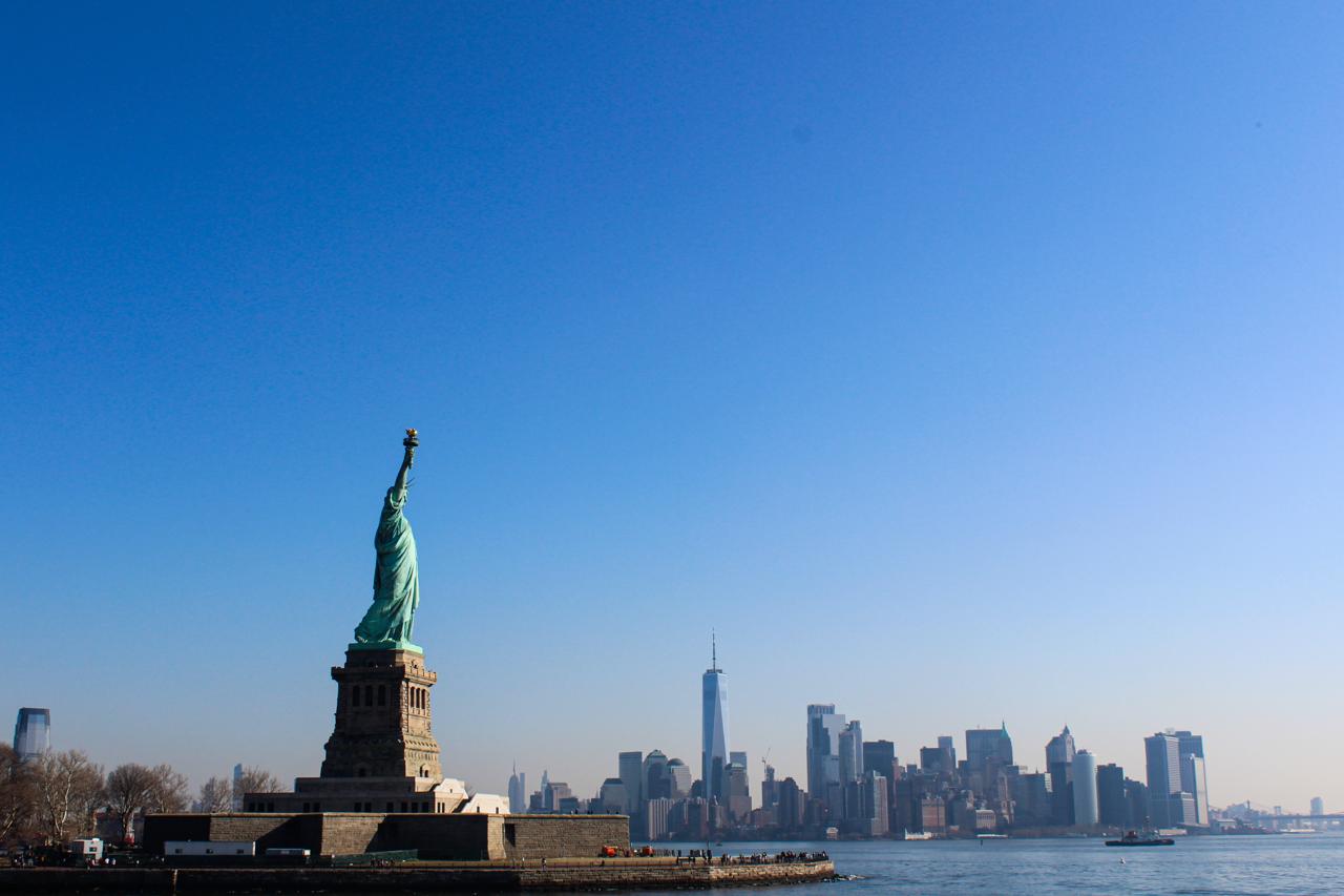 Big Apple Thanksgiving Spectacular: NYC Macy’s Thanksgiving Parade And City Tour